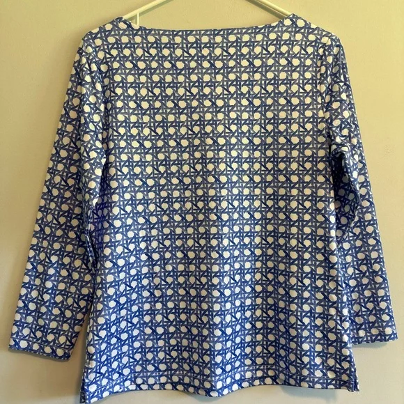 Vineyard Vines Sankaty UPF 50 Boatneck Blue  White Patterned Blouse - Picture 6 of 7
